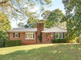 1335 Berwick Rd, Winston Salem, NC 27103