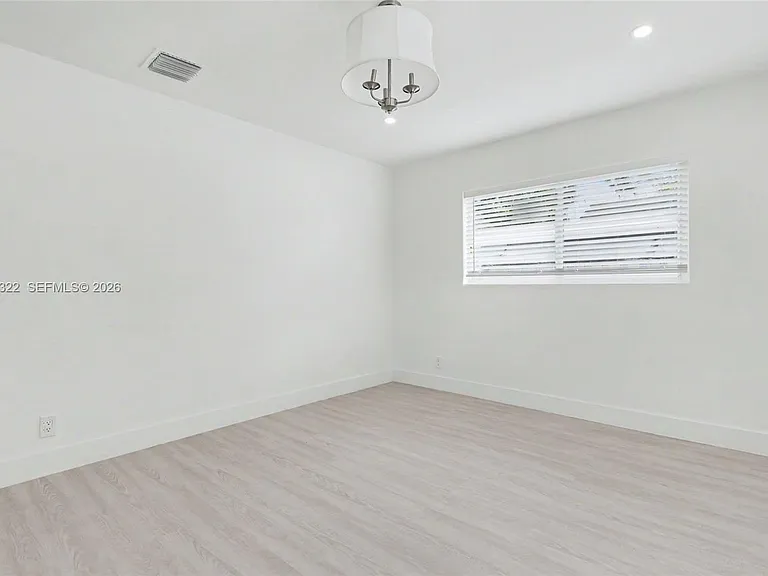55 SW 13th St #A — Photo 19