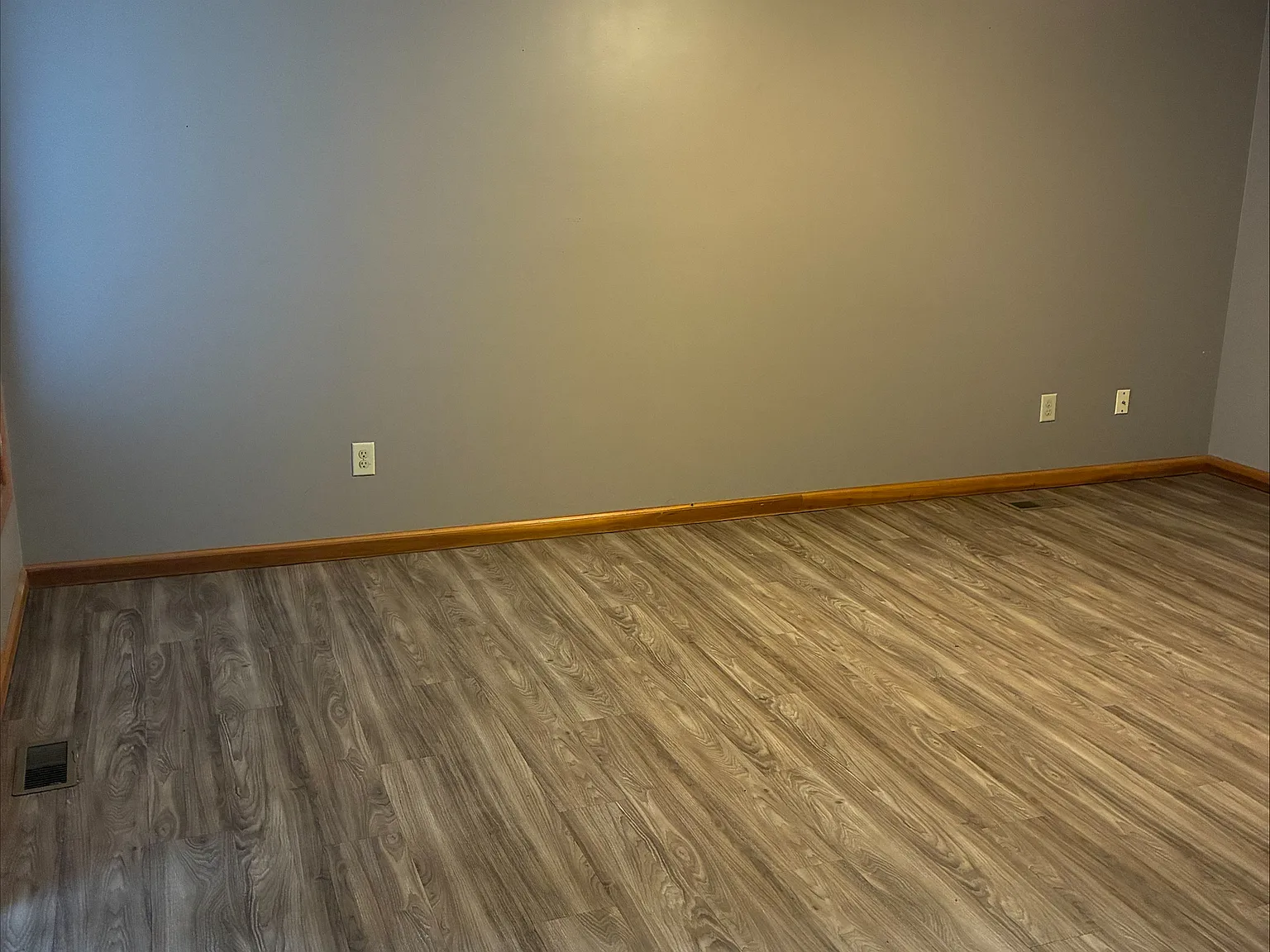 1 bed, 900 sqft, $900 — Photo 3