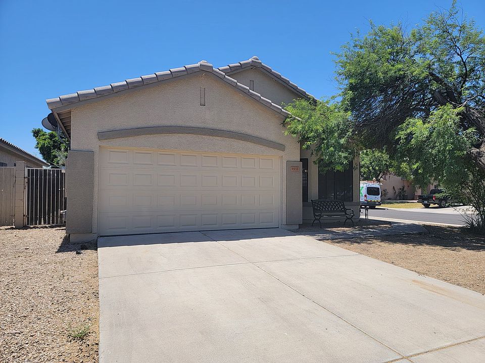 1st image of 8933 W Paradise Dr
