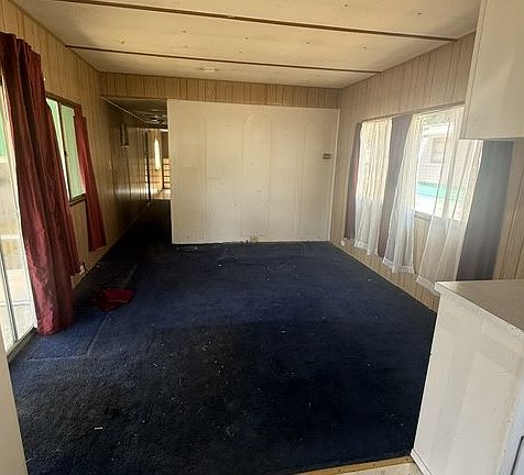 3rd image of 1004 NE 72nd St Unit 52