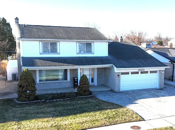 26429 Wilson Dr, Dearborn Heights, MI 48127