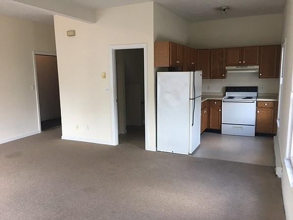 2nd image of 564 Washington St APT 2B