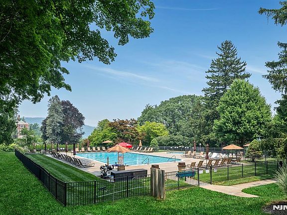 5th image of 3405 Rio Vista Dr #3405