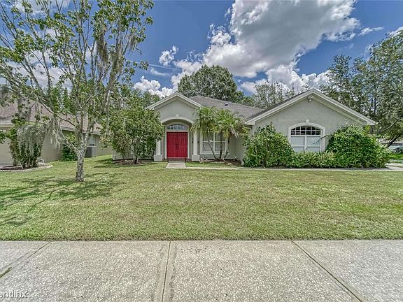 2nd image of 9601R Regents Park Dr