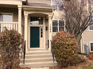 1584 Spencer Ct, Gurnee, IL 60031