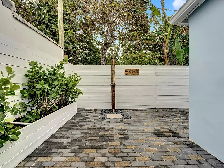 12 Briny Breezes Blvd — Photo 19