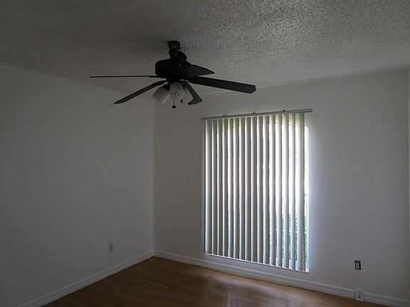 5th image of 2741 Sweet Springs St