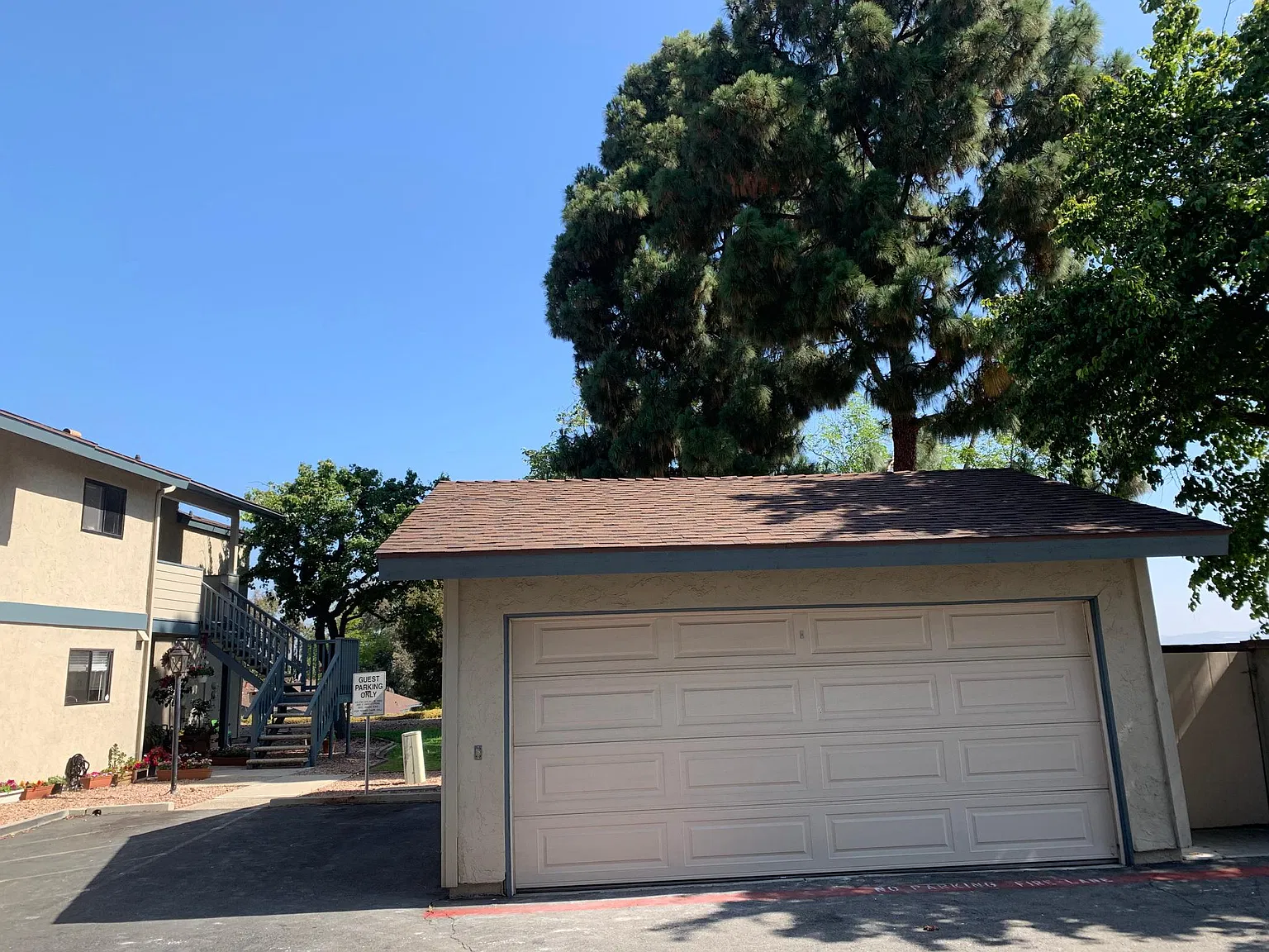 3 bed, 1486 sqft, $3,500 — Photo 2