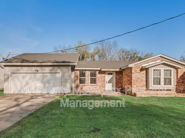 1303 S Medora St #4, Terrell, TX 75160