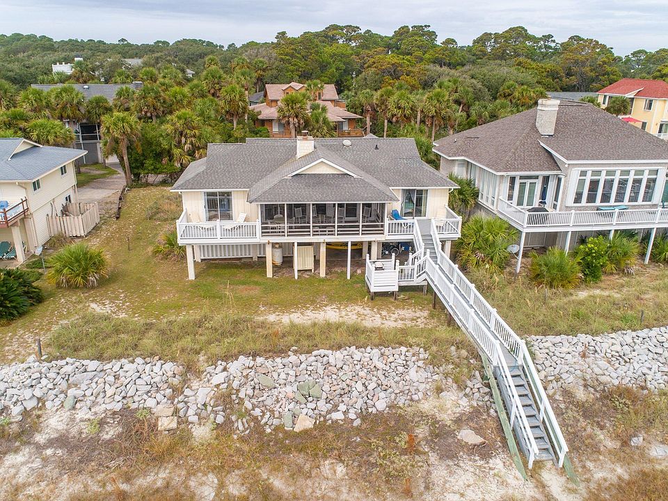 2nd image of 709 Yellow Perch Rd