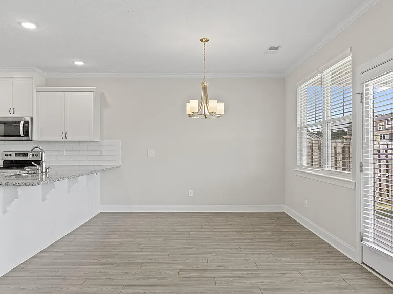 912 Newburn Dr — Photo 12