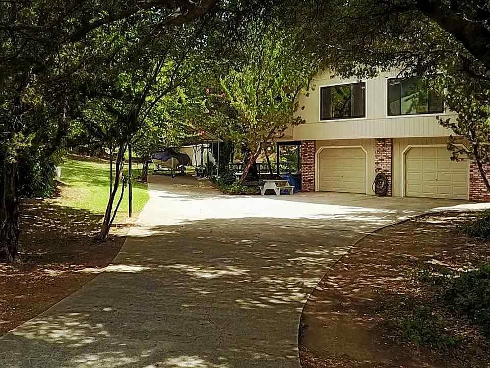 1st image of 19271 Hillsdale Dr