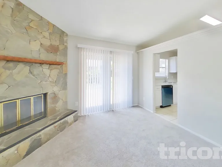 8008 Windy Hill Way — Photo 2