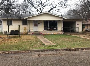 611 S Avenue M, Clifton, TX 76634