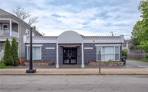 413 High St Photo 1