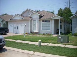 5600 Red Maple Dr, New Orleans, LA 70129