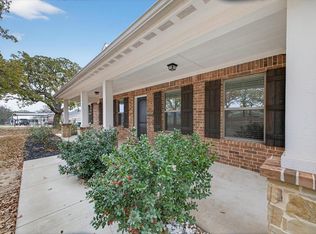 108 La Arroya Dr, Weatherford, TX 76088