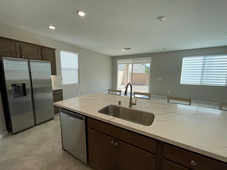 6944 Trevelez St — Photo 9