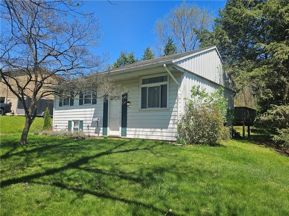 317 Chestnut Dr, Butler, PA 16001