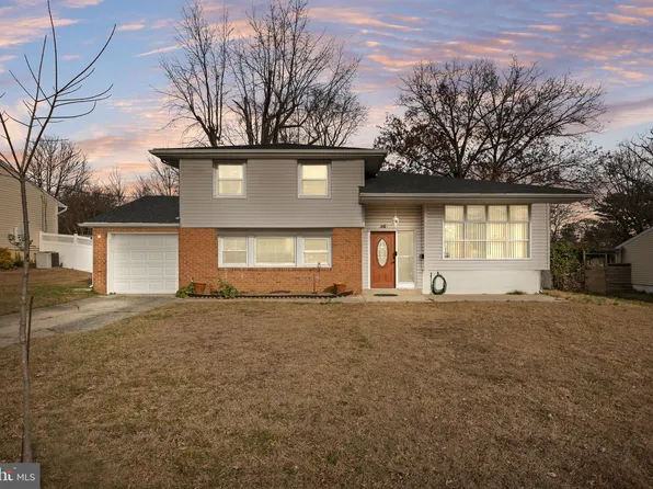 51 Suburban Blvd, Delran, NJ 08075