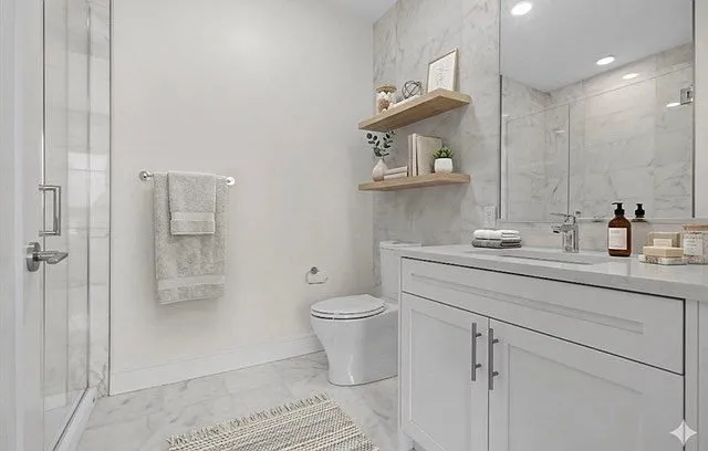 301 Border St #601 — Photo 4