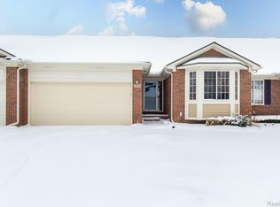 26196 Captains Lndg, Chesterfield, MI 48051