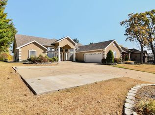 1818 Pointe Royale Dr, Branson, MO 65616
