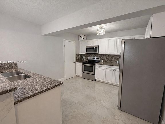 4th image of 4500 NW 3rd Ave