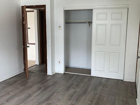 Upstairs bedroom different angle