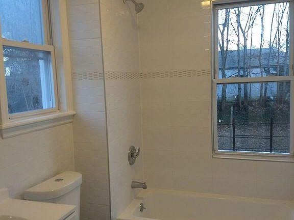 2nd image of 48 Laurel Ave #2
