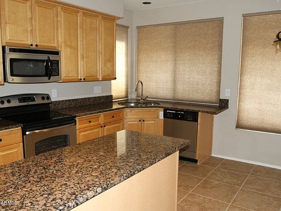 5th image of 21626 N 59th Ln