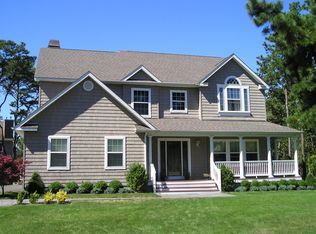 10 Raffaella Dr, Eastport, NY 11941
