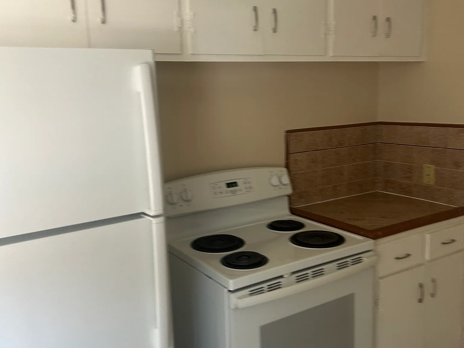 2 bed, 900 sqft, $2,500 — Photo 2