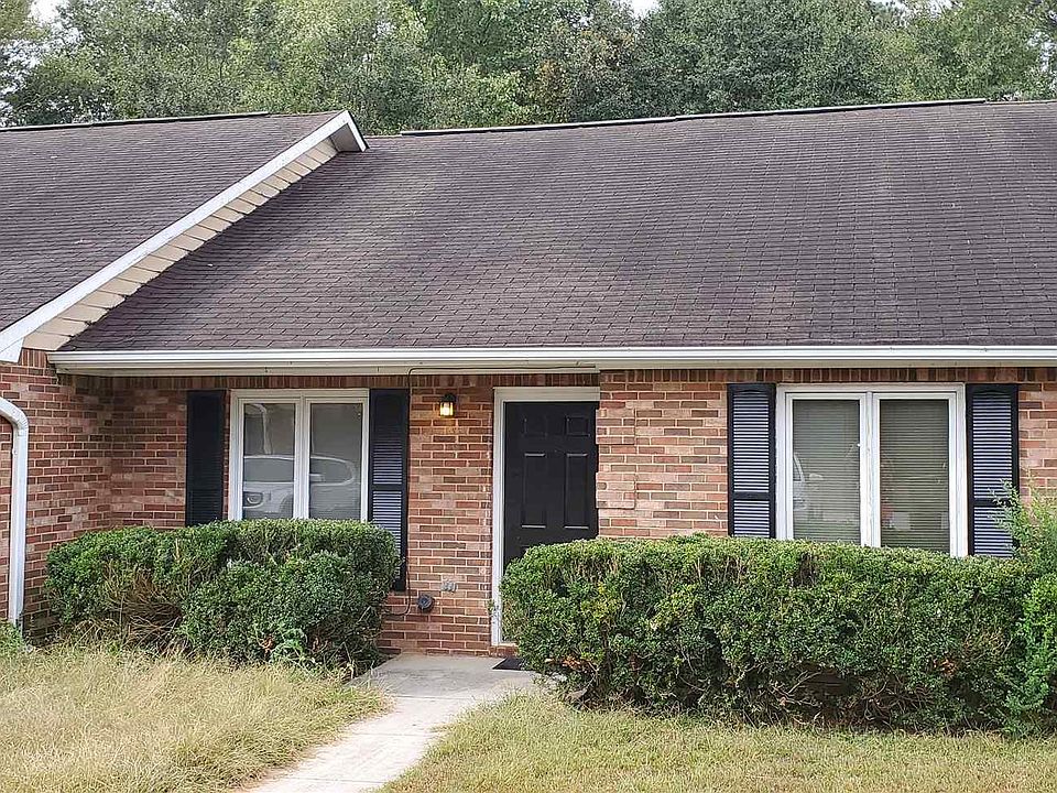 1st image of 2808 2808 B Se Briar Hill Ln
