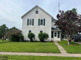 700 W Walnut St, Eldon, IA 52554