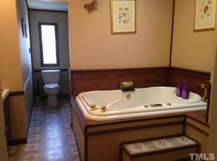 882 Hicks Rd, Youngsville, NC 27596