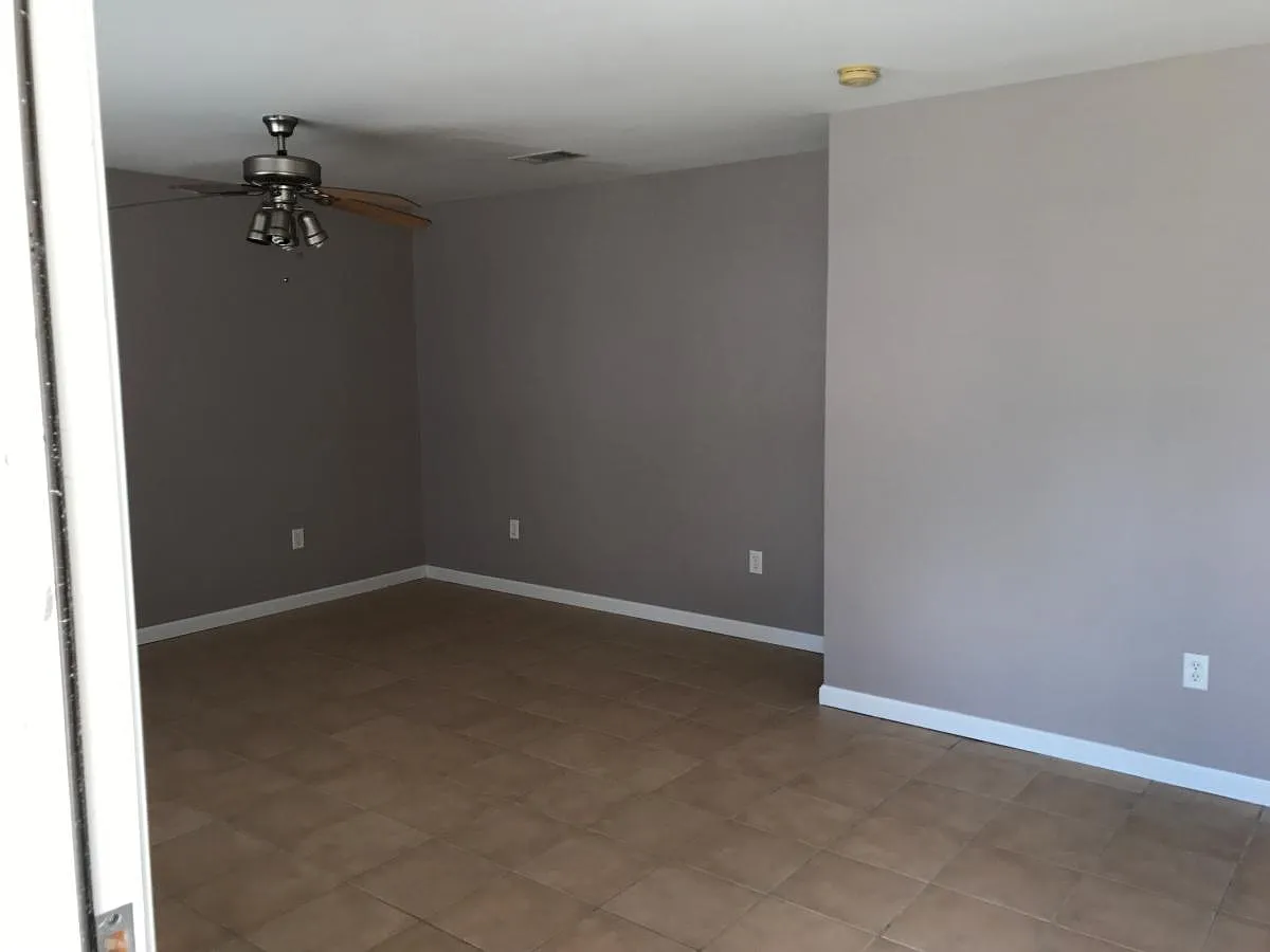 Building Photo - 43169 Winchester Dr