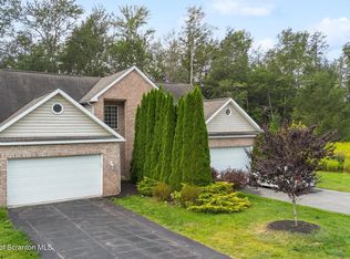 32 Pine Tree Dr #L4b, Covington Township, PA