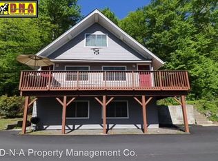 115 3rd St #37, Gouldsboro, PA 18424