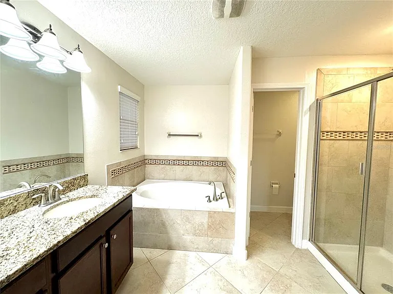 11523 Peru Springs Pl — Photo 30