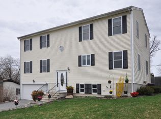 14 Pinewood Ave, Johnston, RI 02919