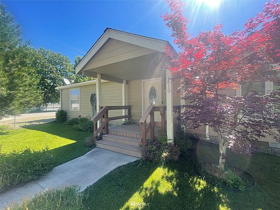 3rd image of 1419 Fir Street
