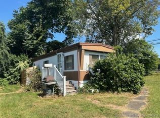 35 Main St TRAILER F2, South Windsor, CT 06074