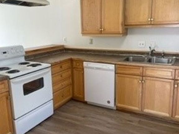 2nd image of 6050 S Wentworth Ave