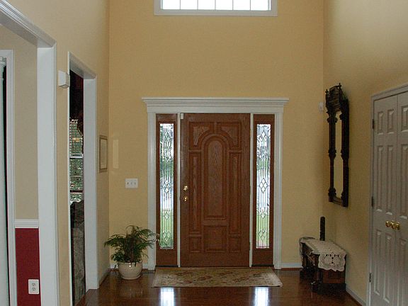 2-story Foyer