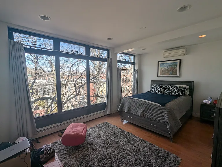 453 Macon St #4 — Photo 11