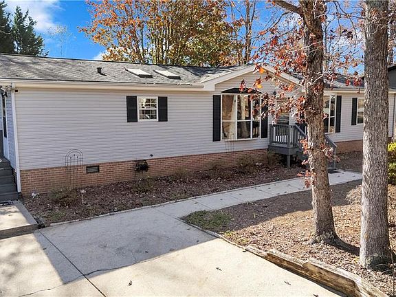 2nd image of 5507 Bridgeway Dr