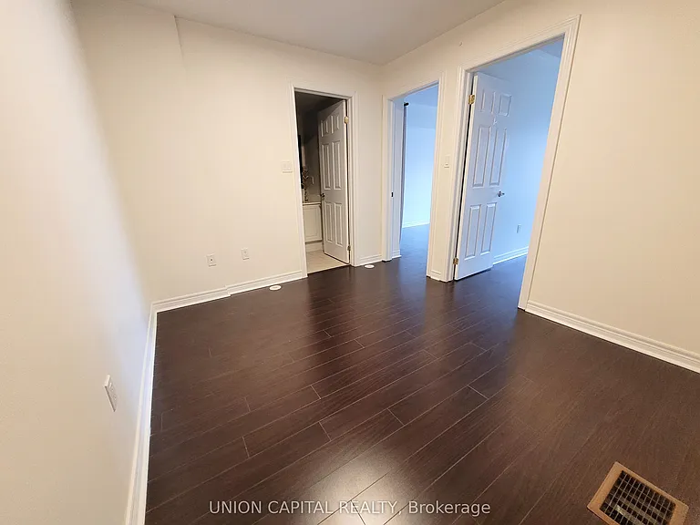 314 John St #190 — Photo 9