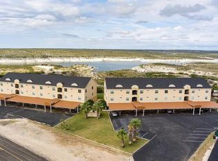 7164 Texas Dr #R2-107, Del Rio, TX 78840